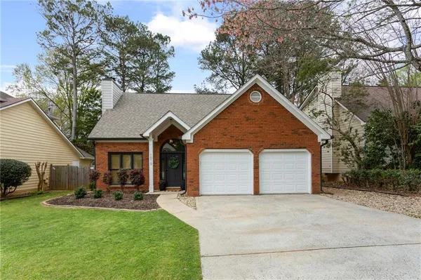 $435,000 | 1010 Chateau Lane Southeast, Smyrna, GA 30082