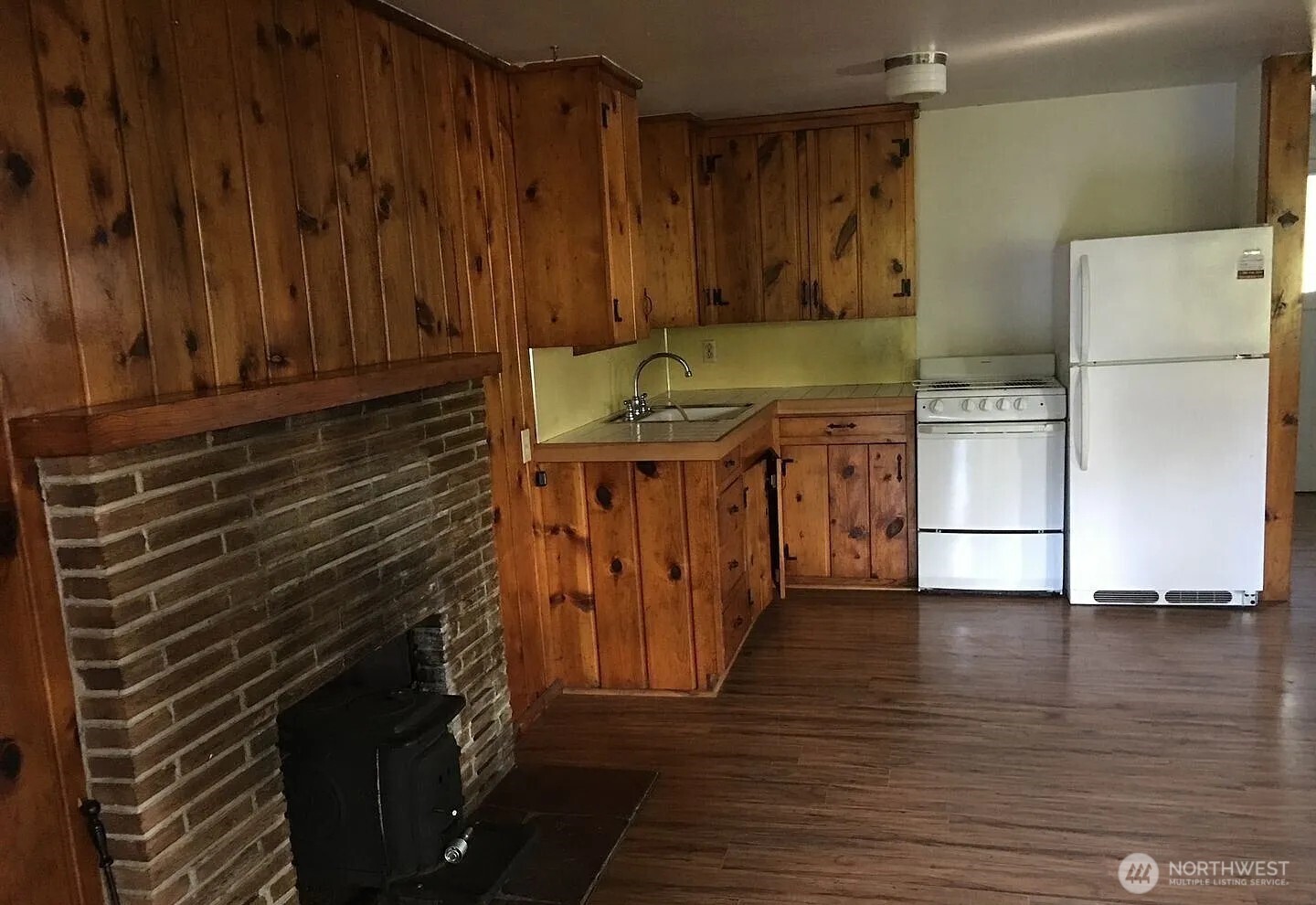 21504 Tramp Harbor Road Southwest, Unit B Vashon, WA 98070 - Photo 3 of 8