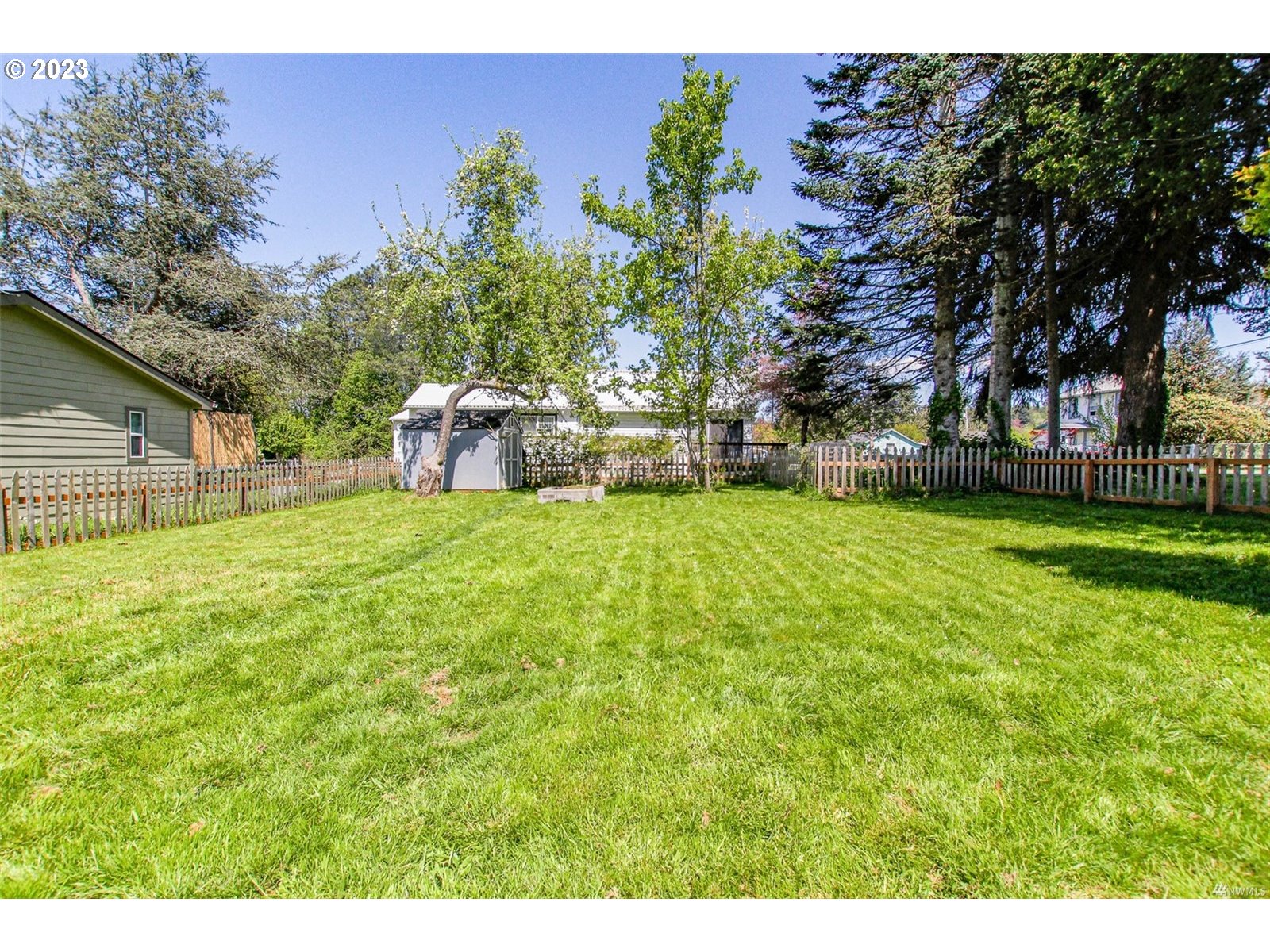 215 Jacobson Road Cathlamet, WA 98612 - Photo 32 of 40 Gallery Image 32