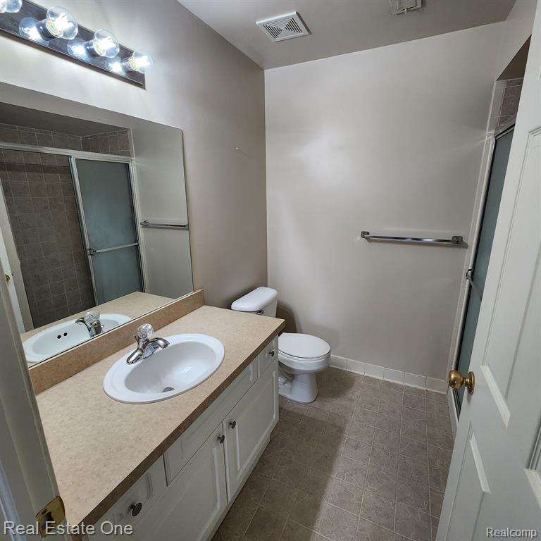 5364 Brookemonte Circle, Unit 1 Rochester, MI 48306 - Photo 11 of 26