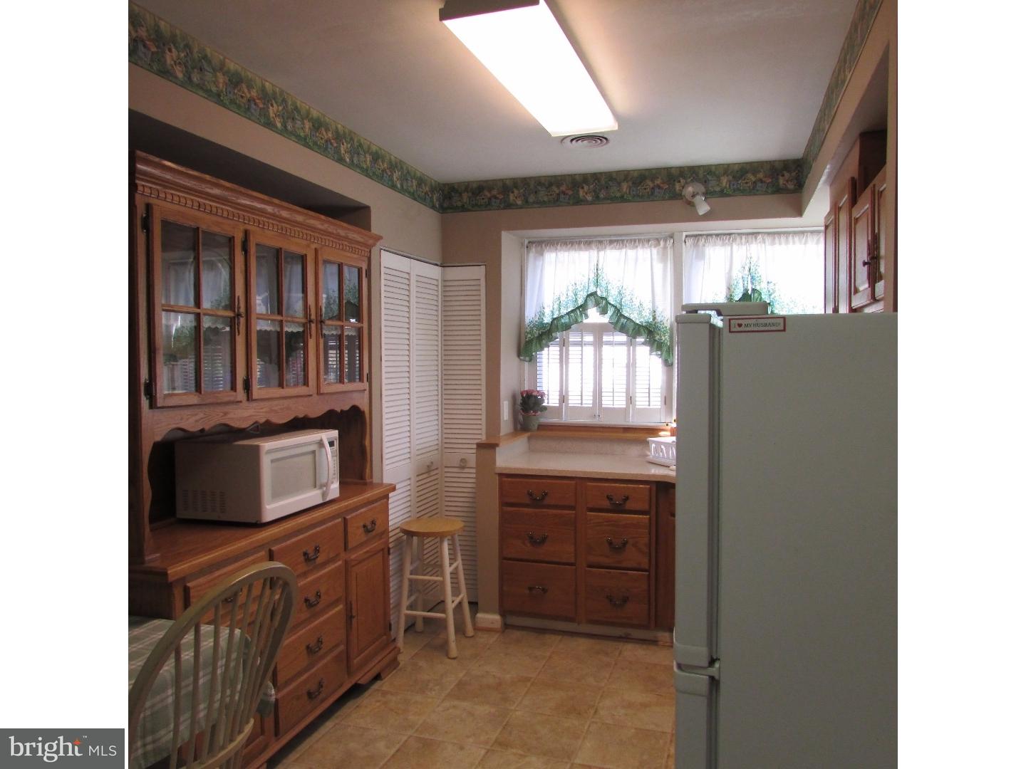 2768 Willits Road Philadelphia, PA 19136 - Photo 7 of 21 Kitchen
