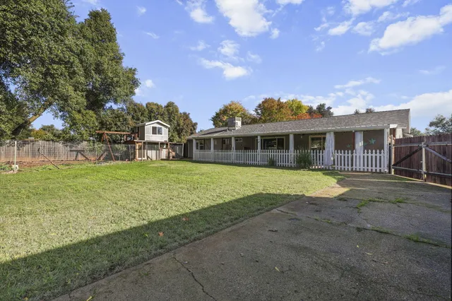 $449,900 | 4218 Jane Street, Redding, CA 96002