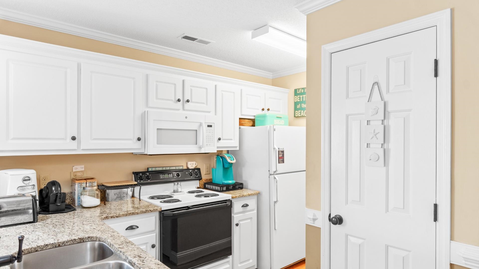 203 Landing Road, Unit C North Myrtle Beach, SC 29582 - Photo 4 of 35