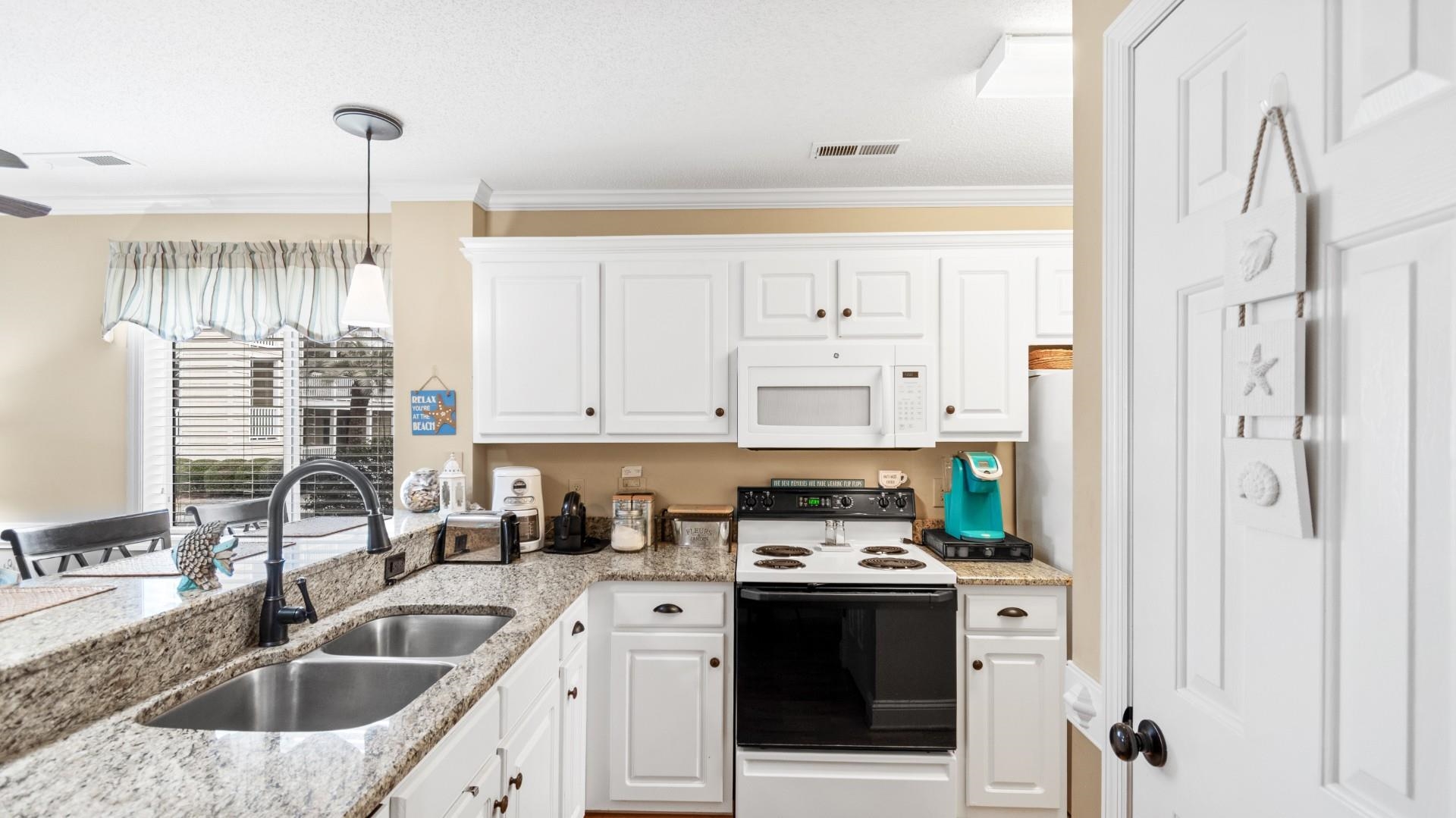 203 Landing Road, Unit C North Myrtle Beach, SC 29582 - Photo 5 of 35