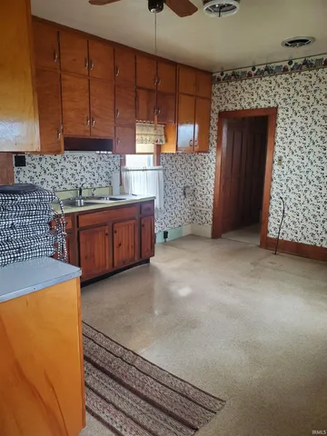 $379,900 | 43 East 600 South, Star City, IN 46985