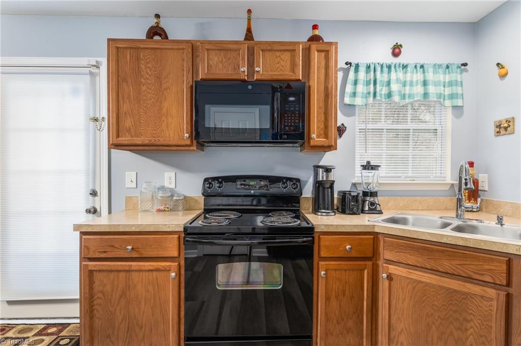 5186 Switchback Drive High Point, NC 27265 - Photo 12 of 25 Gallery Image 12