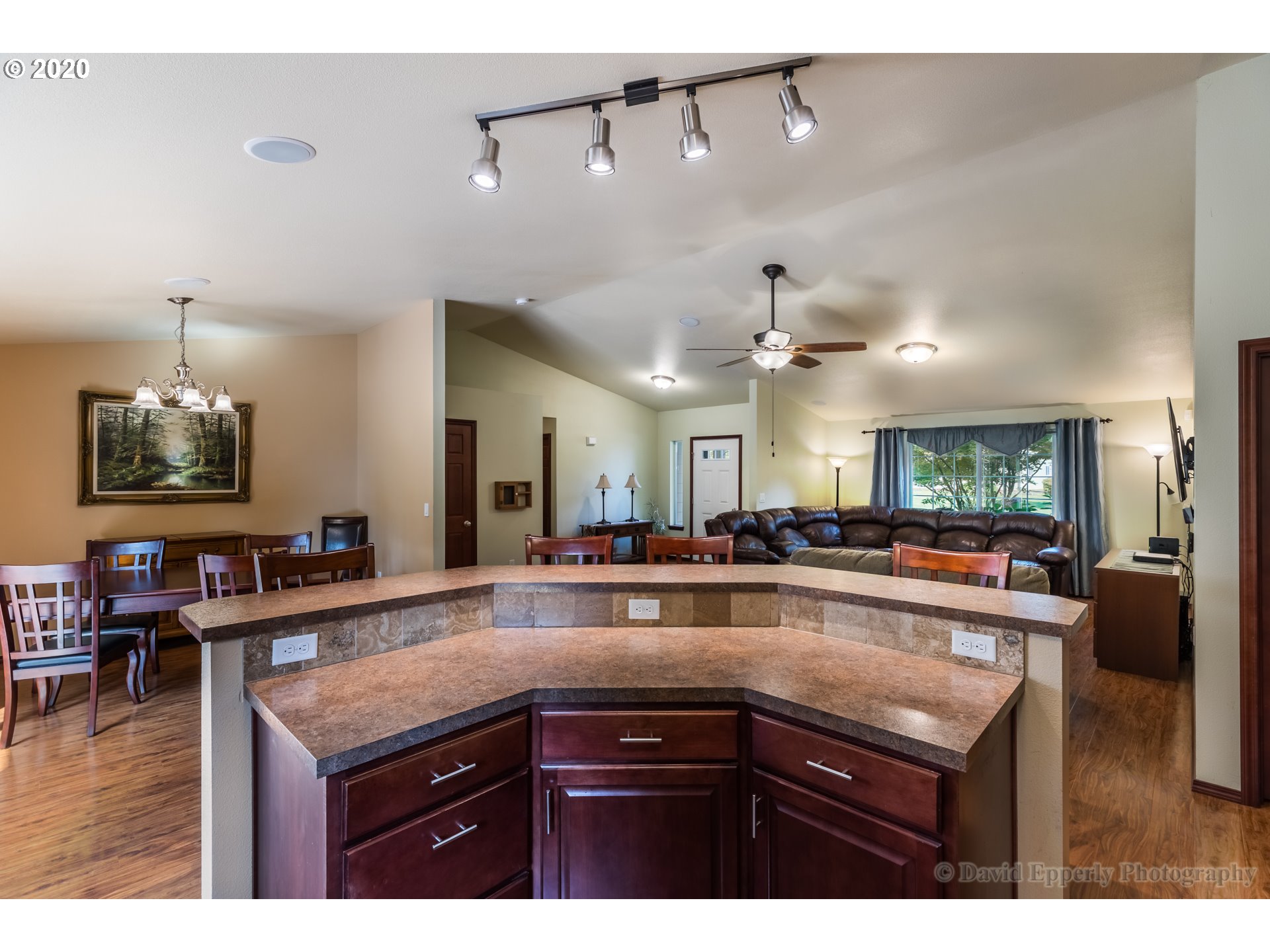 35032 Achilles Road Warren, OR 97053 - Photo 8 of 22 Gallery Image 8