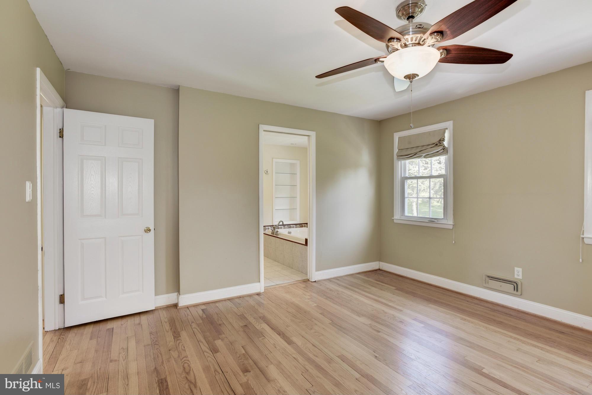 902 Breezewick Road Baltimore, MD 21286 - Photo 14 of 30 Great closet space