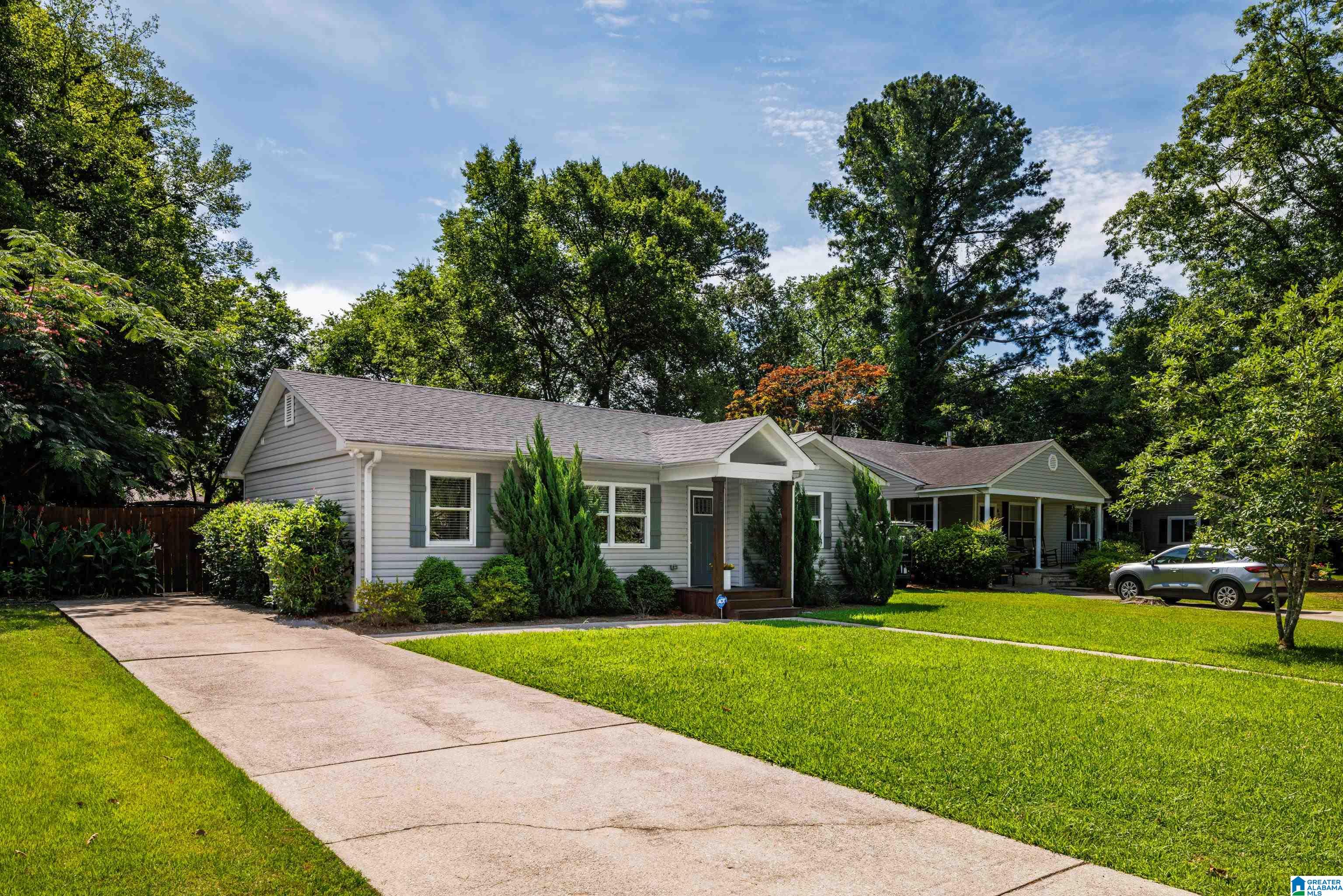 619 Strathmore Road Birmingham, AL 35213 - Photo 2 of 37 Gallery Image 2