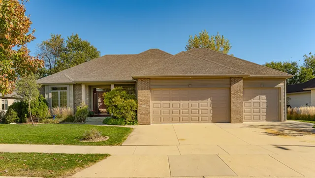 $579,900 | 3752 Stone Point Drive Northeast, Rochester, MN 55906