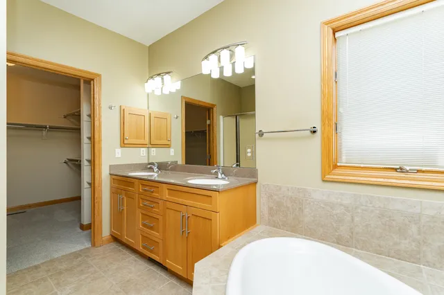 $579,900 | 3752 Stone Point Drive Northeast, Rochester, MN 55906