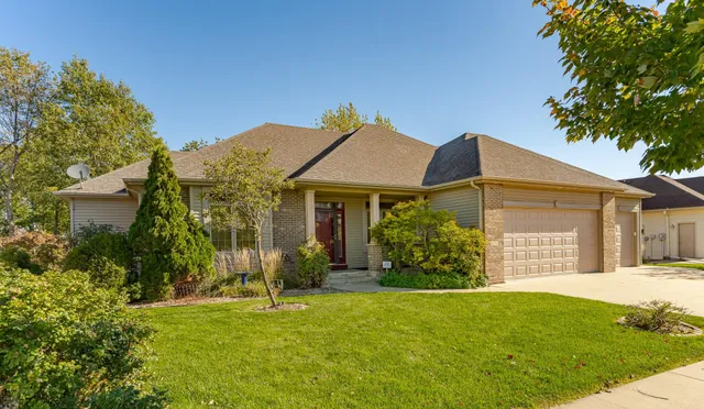 $579,900 | 3752 Stone Point Drive Northeast, Rochester, MN 55906