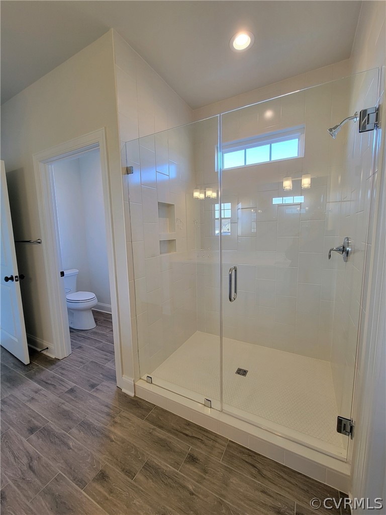 113 Thorncliff Road Ashland, VA 23005 - Photo 8 of 18 Photo of actual home! Quick move-in!