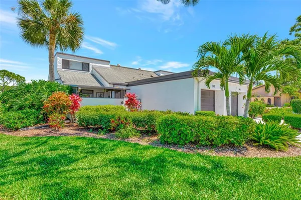 $2,800 | 3141 Heatherwood Lane, Sarasota, FL 34235