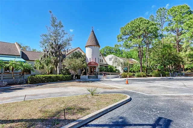 $4,000 | 3141 Heatherwood Lane, Sarasota, FL 34235