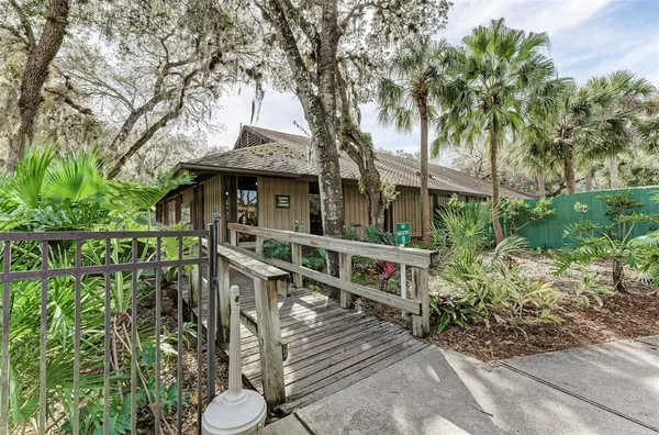 $2,800 | 3141 Heatherwood Lane, Sarasota, FL 34235