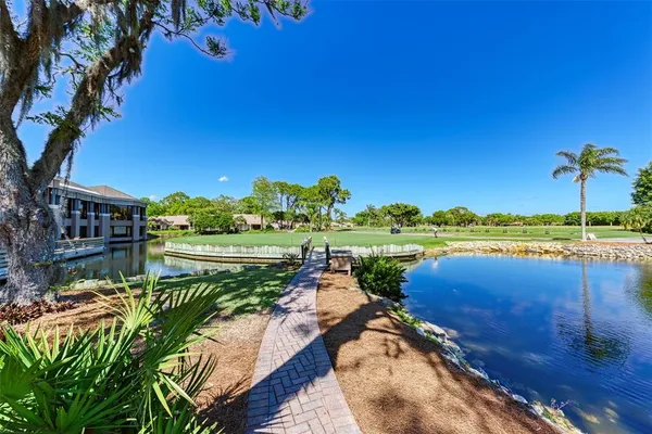 $2,800 | 3141 Heatherwood Lane, Sarasota, FL 34235
