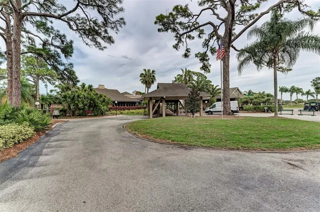 $4,000 | 3141 Heatherwood Lane, Sarasota, FL 34235