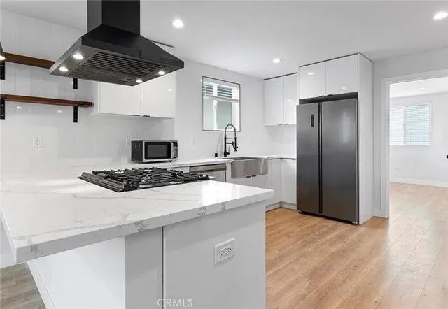 $5,600 | 6419 1/2 Lexington Avenue, Los Angeles, CA 90038