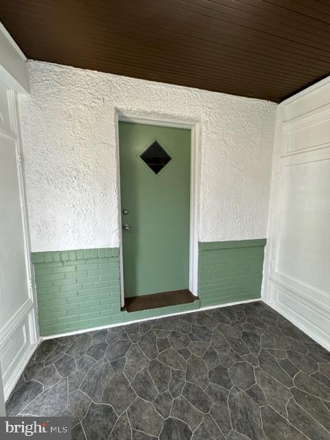 7143 Radbourne Road Upper Darby, PA 19082 - Photo 18 of 19 a view of outdoor space