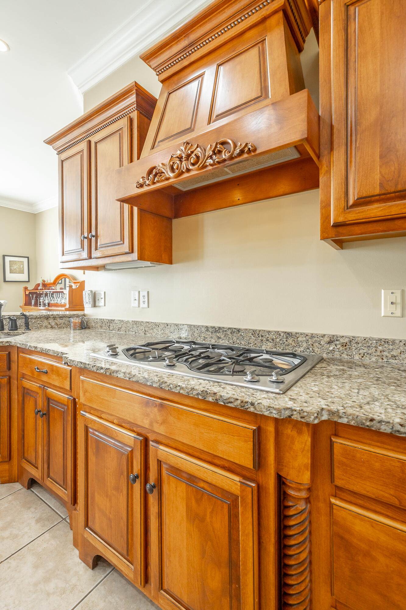 1073 Enclave Road Chattanooga, TN 37415 - Photo 31 of 92 Kitchen Cooktop