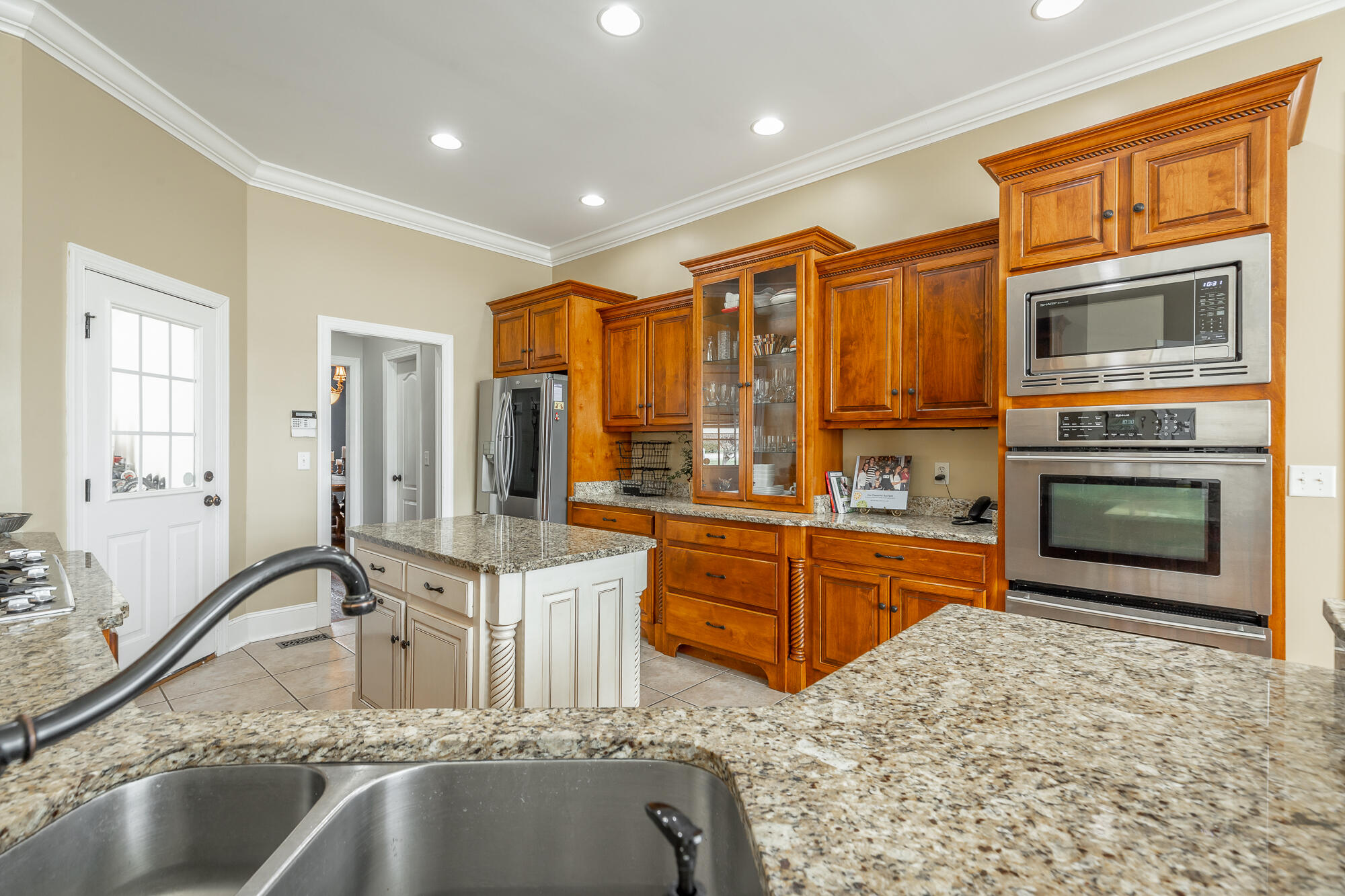 1073 Enclave Road Chattanooga, TN 37415 - Photo 32 of 92 Kitchen Sink
