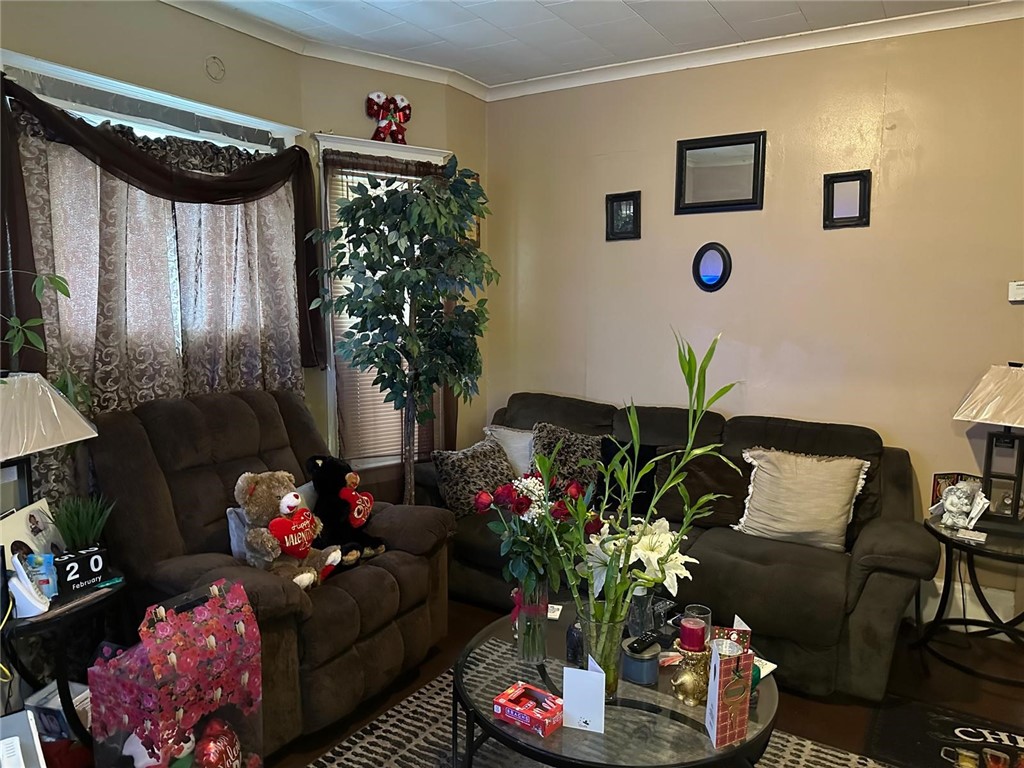 100-102 Clay Avenue, Unit 100 Rochester, NY 14613 - Photo 9 of 18