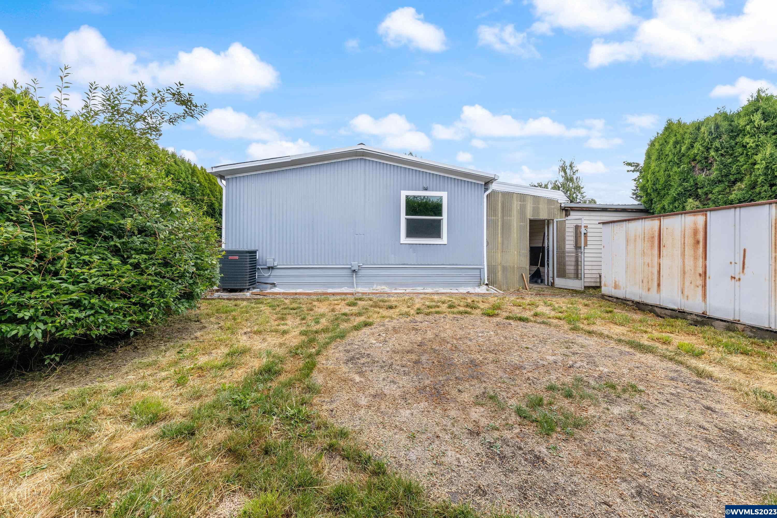 141 South 17th Street, Unit 3 Independence, OR 97351 - Photo 25 of 28