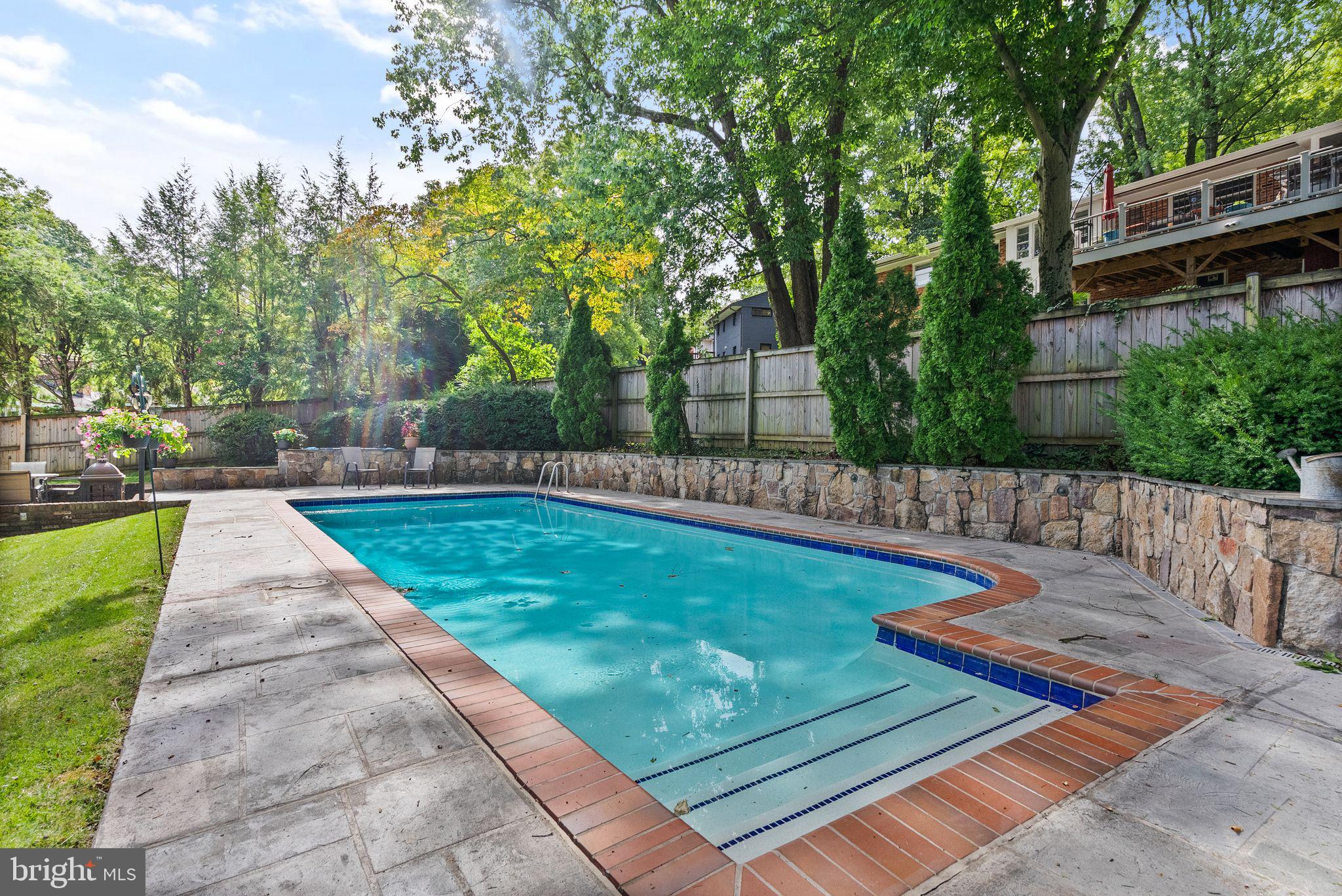 6302 Waterway Drive Falls Church, VA 22044 - Photo 2 of 19