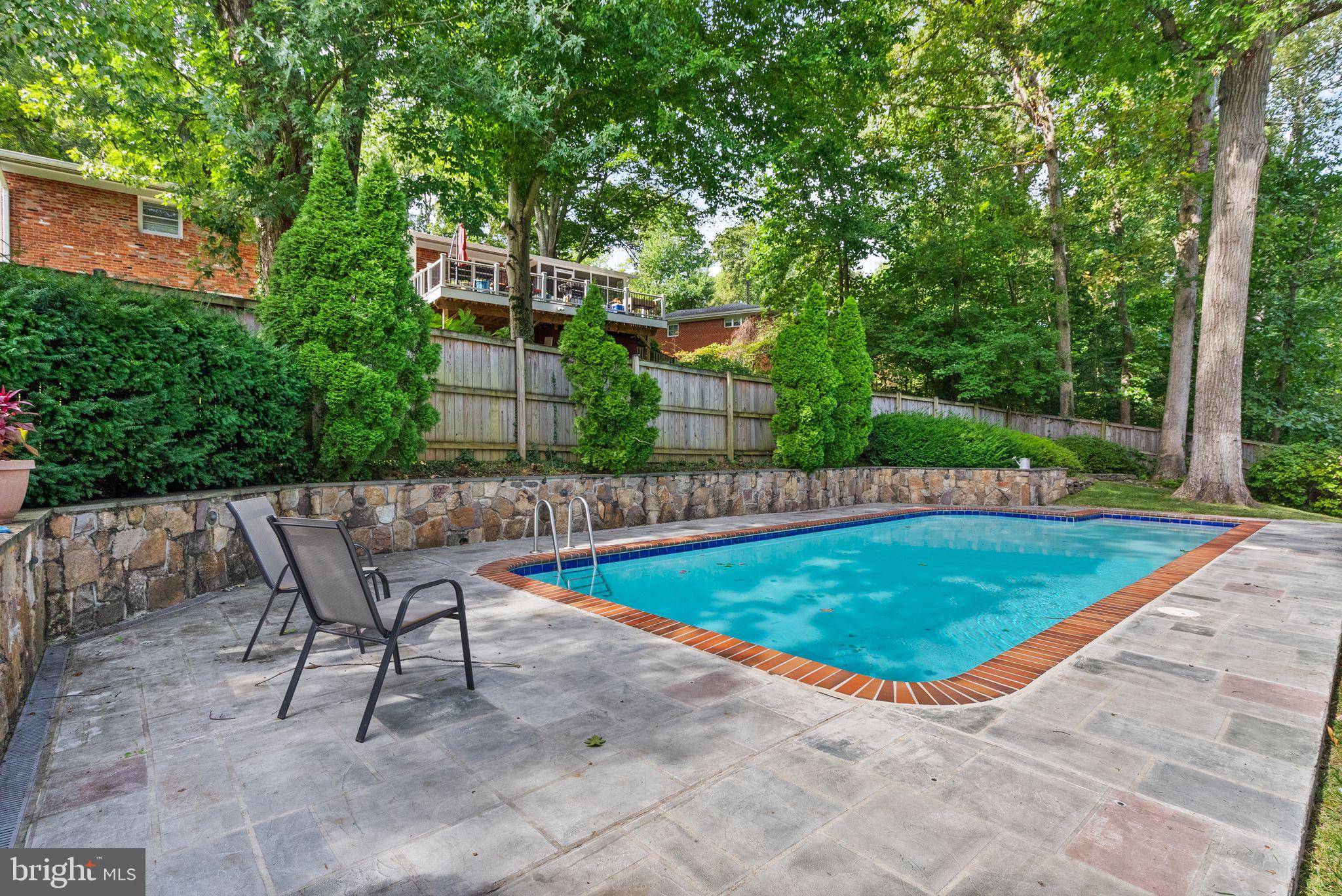 6302 Waterway Drive Falls Church, VA 22044 - Photo 6 of 19