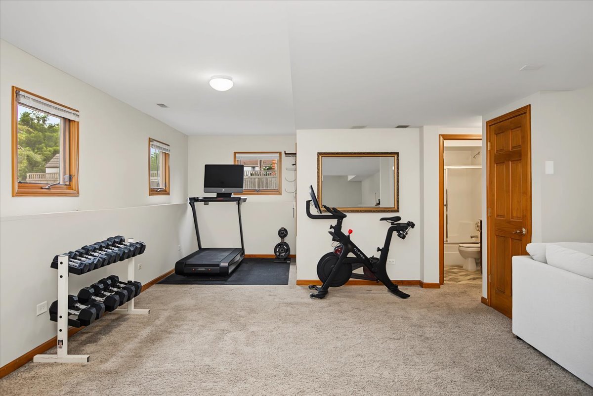 318 North West Road Lombard, IL 60148 - Photo 40 of 55 Gallery Image 40