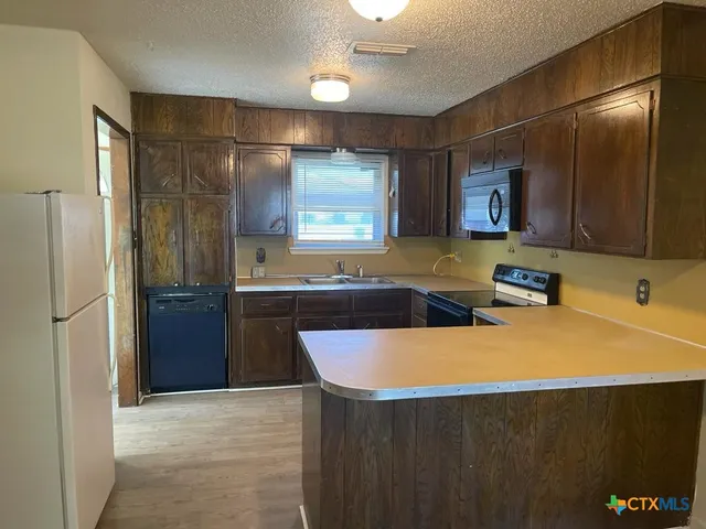 $1,450 | 1818 Janis Drive, Killeen, TX 76549