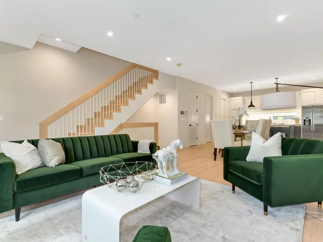 $4,200 | 2345 West Morse Avenue, Chicago, IL 60645