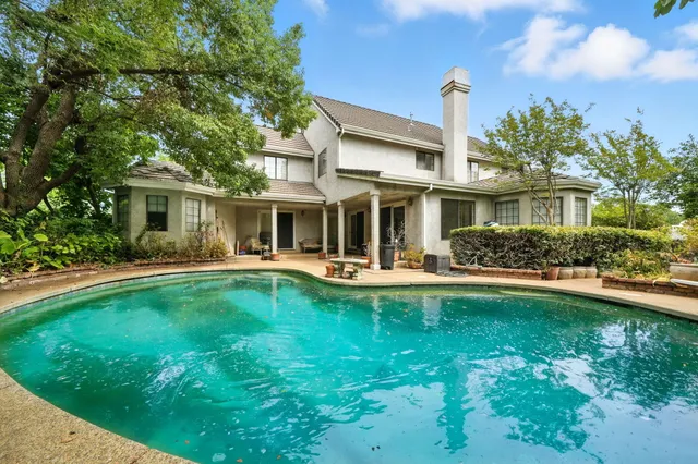 $825,000 | 531 Aurora Place, Redding, CA 96001