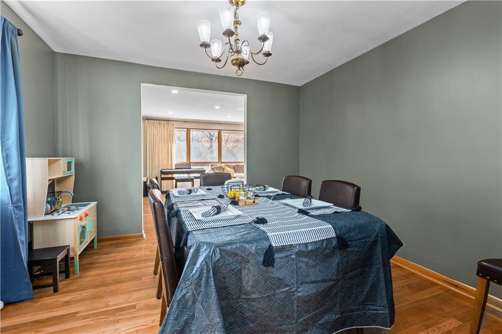 126 South Jamestown Road Coraopolis, PA 15108 - Photo 9 of 25 Gallery Image 9
