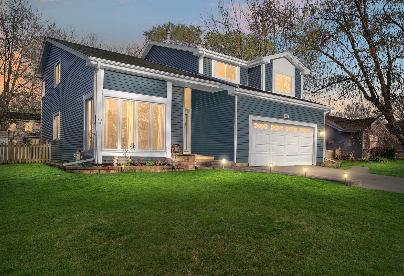 422 South Raddant Road Batavia, IL 60510 - Photo 1 of 47 Gallery Image 1