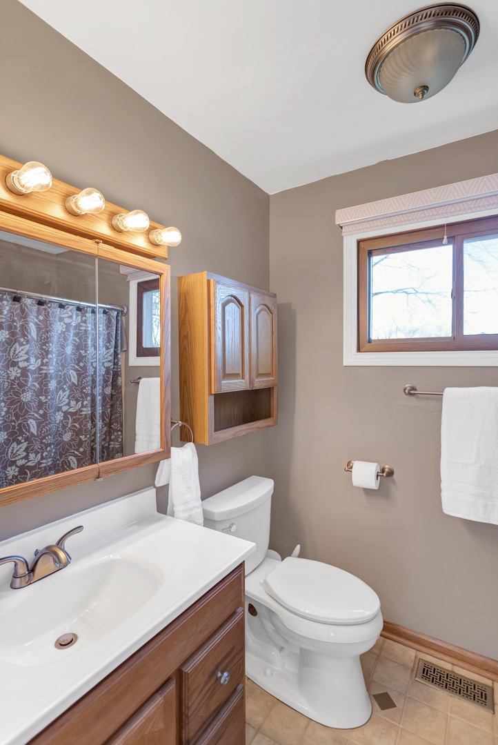 422 South Raddant Road Batavia, IL 60510 - Photo 35 of 47 Gallery Image 35