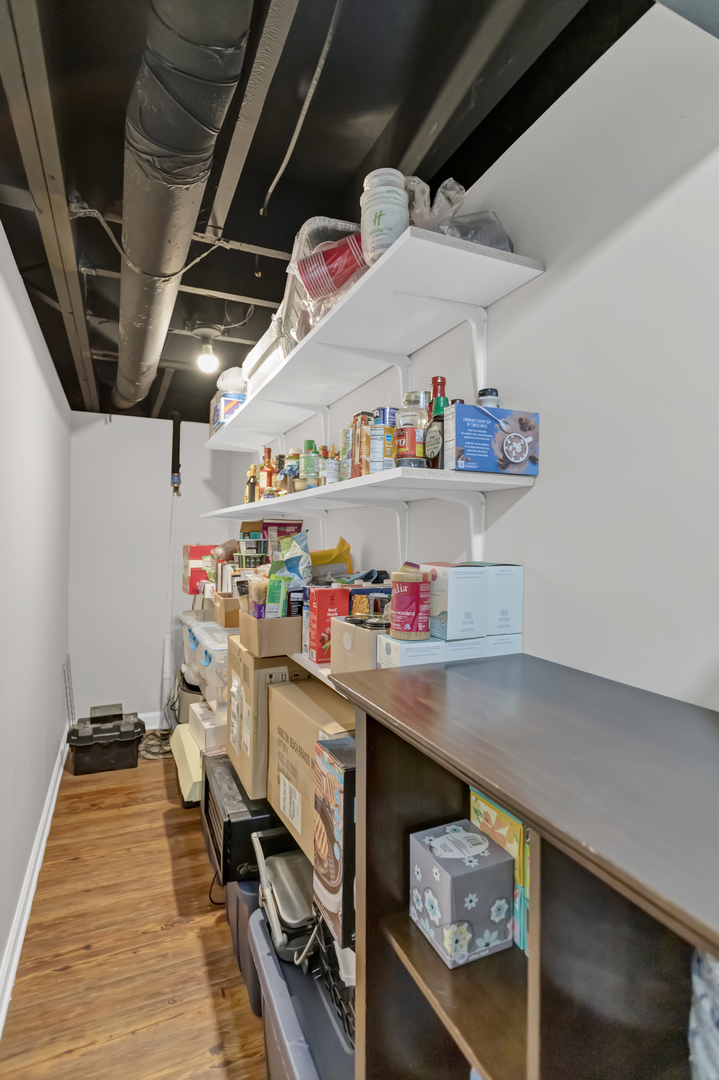 422 South Raddant Road Batavia, IL 60510 - Photo 41 of 47 Gallery Image 41