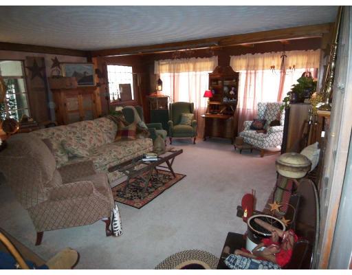 1145 North Orange Road Athol, MA 01331 - Photo 3 of 10 Gallery Image 3