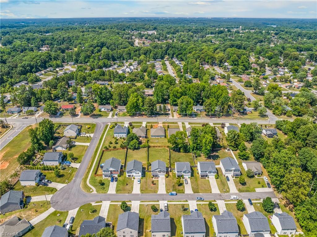 1671 Carthage Lane High Point, NC 27260 - Photo 17 of 17