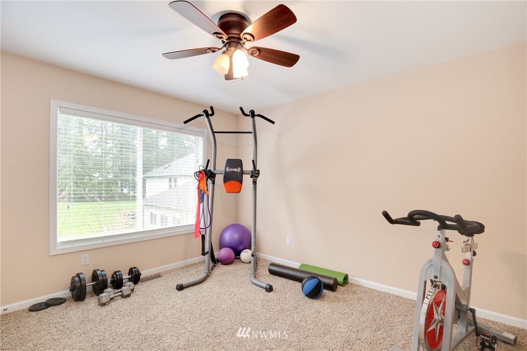18506 Southeast Petrovitsky Road Renton, WA 98058 - Photo 20 of 25 Gallery Image 20