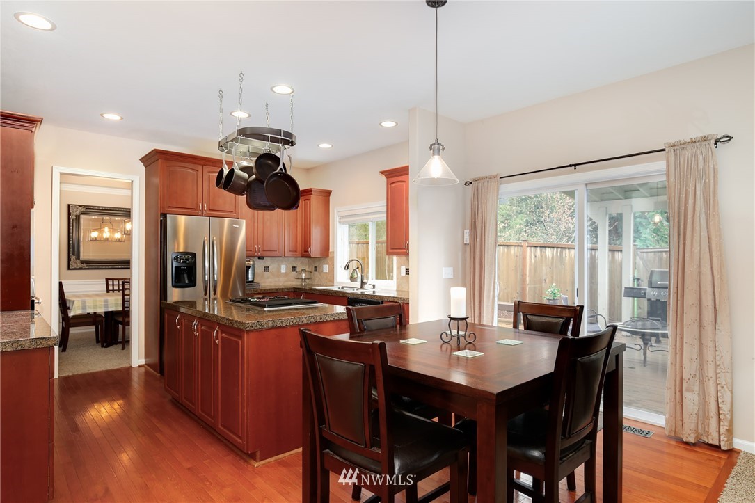 18506 Southeast Petrovitsky Road Renton, WA 98058 - Photo 10 of 25 Gallery Image 10
