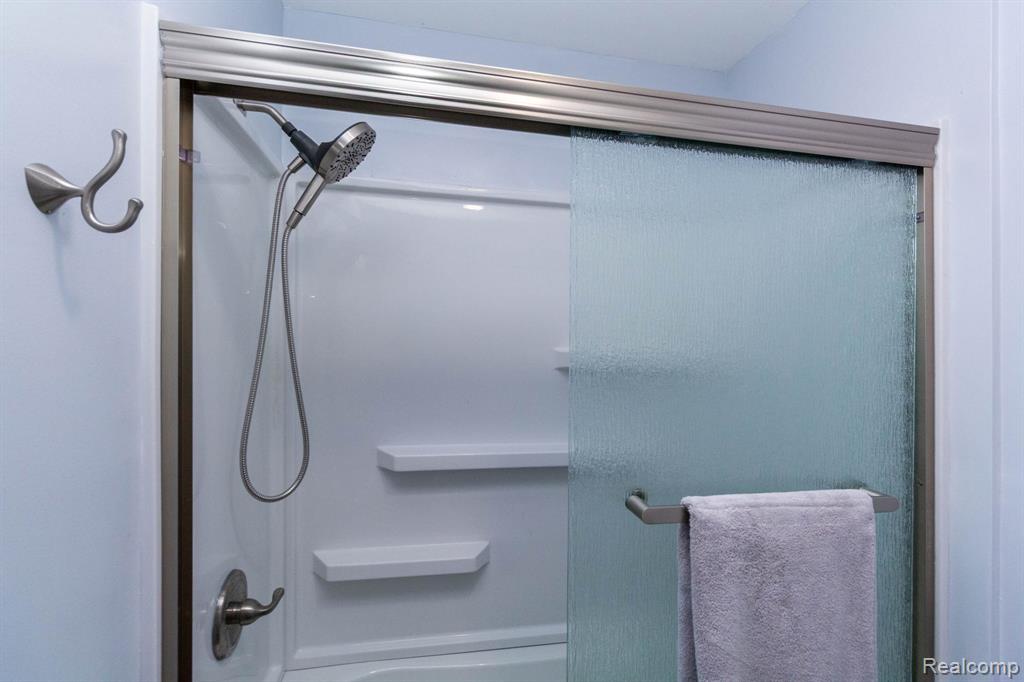 1337 Haines Road Lapeer, MI 48446 - Photo 23 of 41