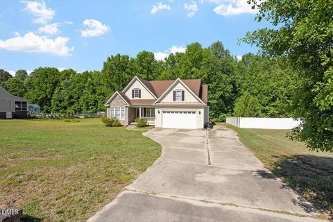 $425,000 | 1428 Hopson Downs Court, Holly Springs, NC 27540
