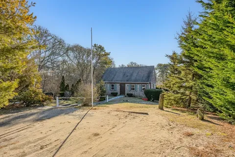 $550,000 | 28 Charles Street, Chatham, MA 02659