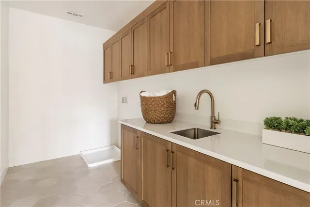 $1,749,900 | 197 East Palm Street, Altadena, CA 91001