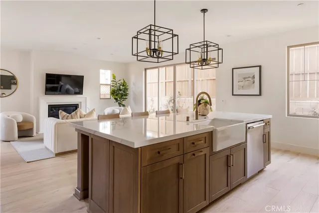 $1,749,900 | 197 East Palm Street, Altadena, CA 91001