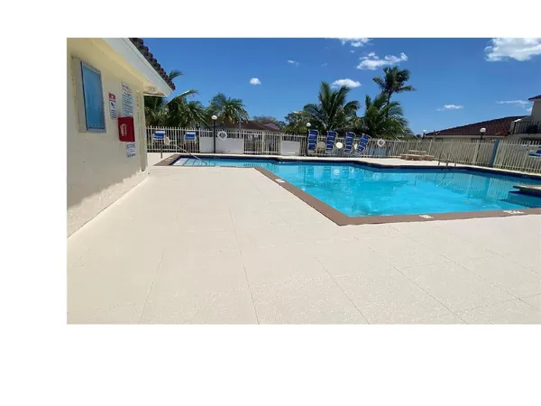 $2,000 | 3214 San Remo Circle, Homestead, FL 33035