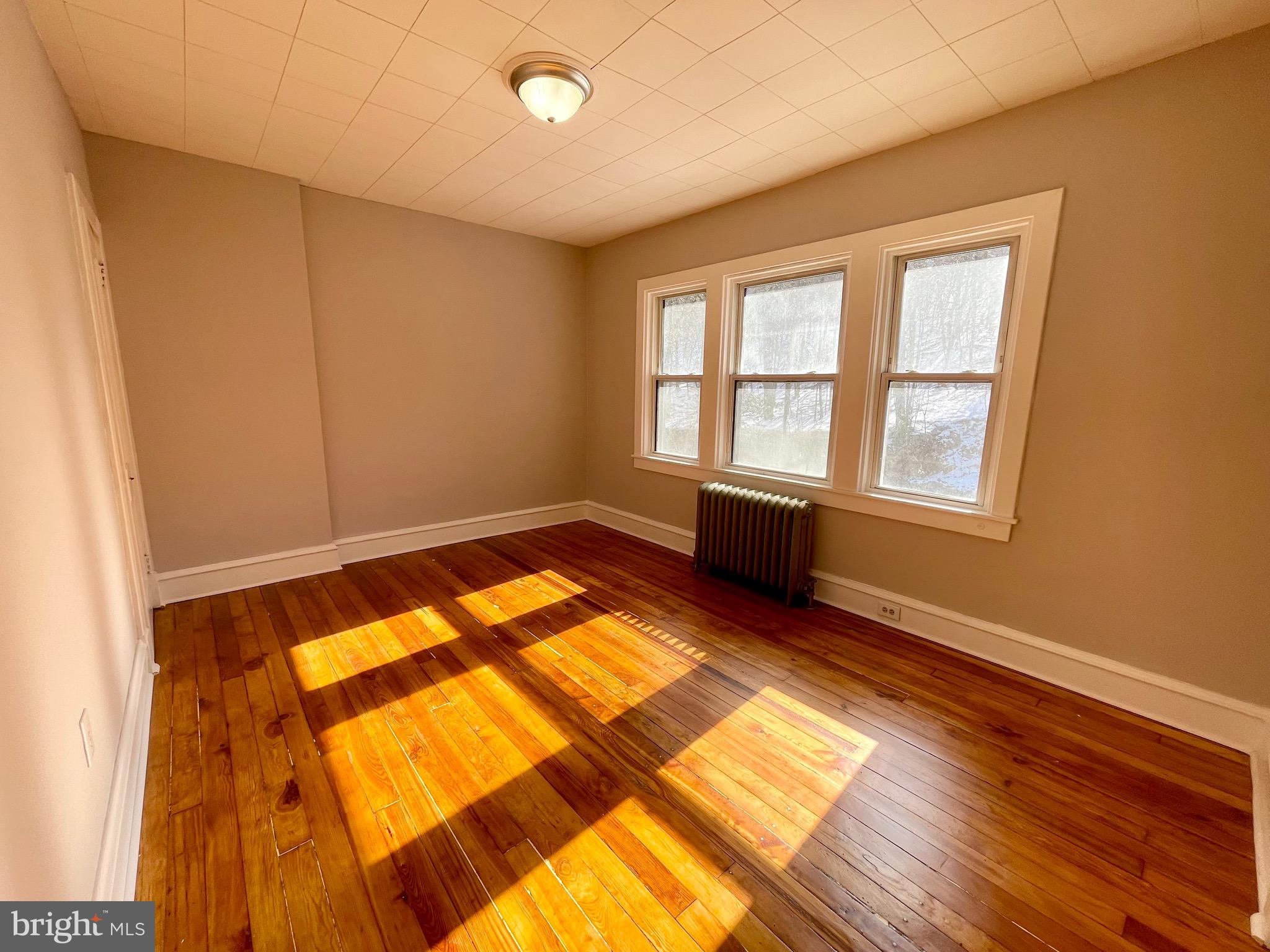 258 Spring Valley Road Reading, PA 19605 - Photo 9 of 15 Gallery Image 9