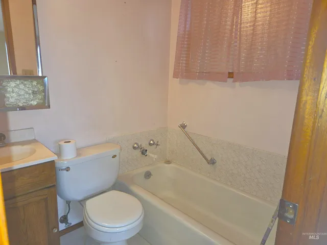 $369,000 | 422 North Grant Street, Moscow, ID 83843